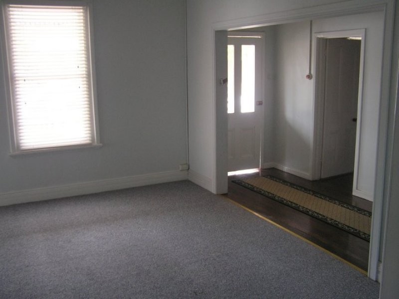 22 John Street, Beverley WA 6304