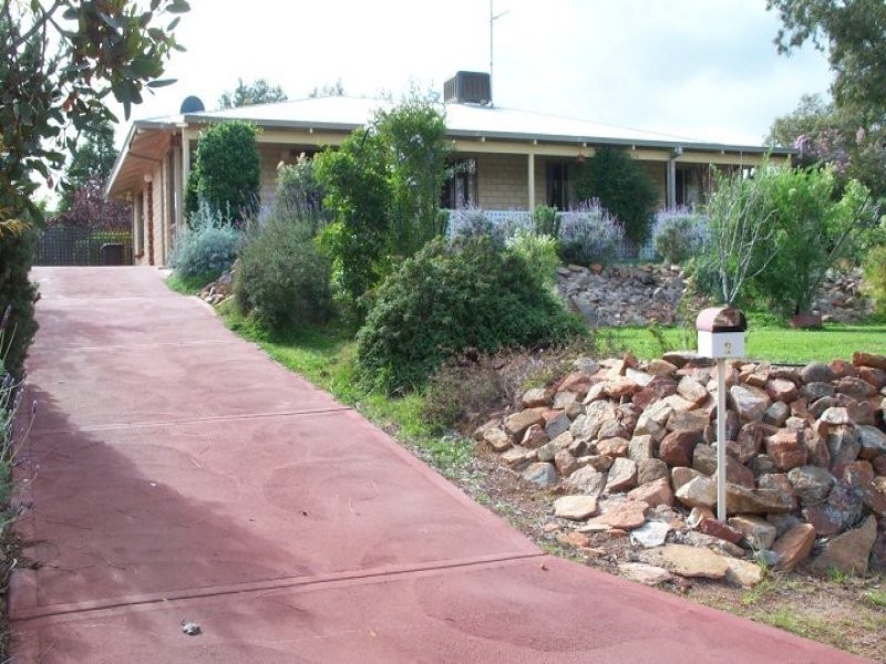 2 Hope Street, York WA 6302