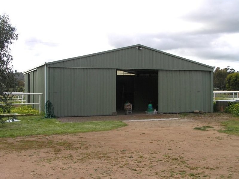 16 Riverside Court, York WA 6302