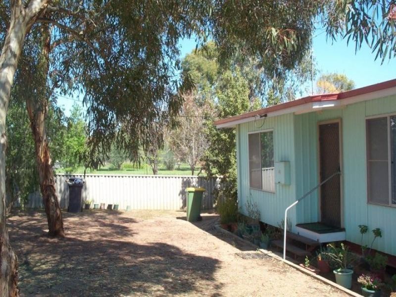 41 Newcastle Street, York WA 6302