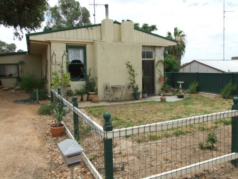 10 Ford Street, York WA 6302