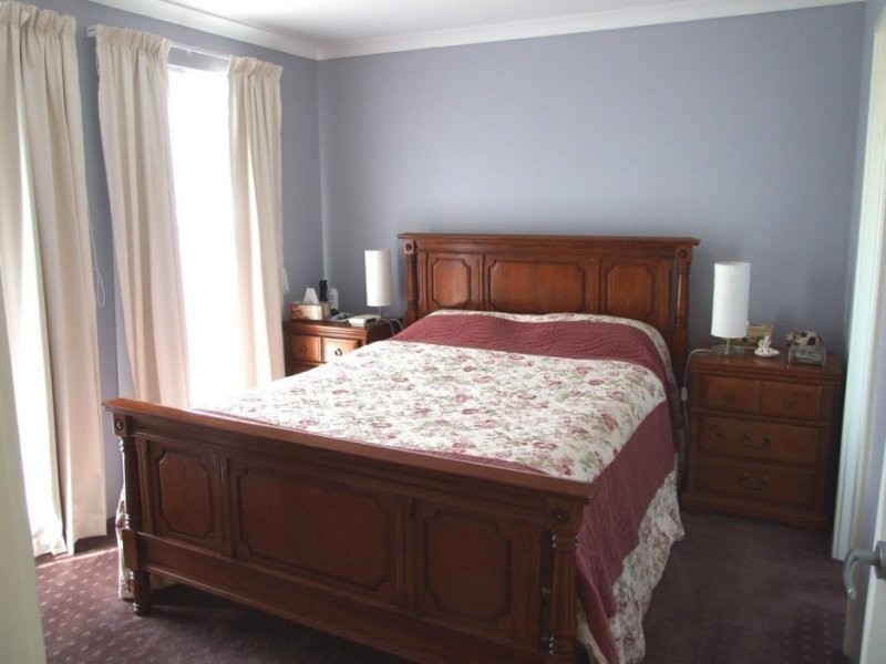 77 Grey Street, York WA 6302