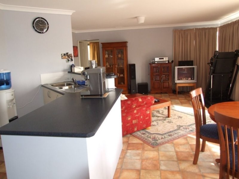 77 Grey Street, York WA 6302