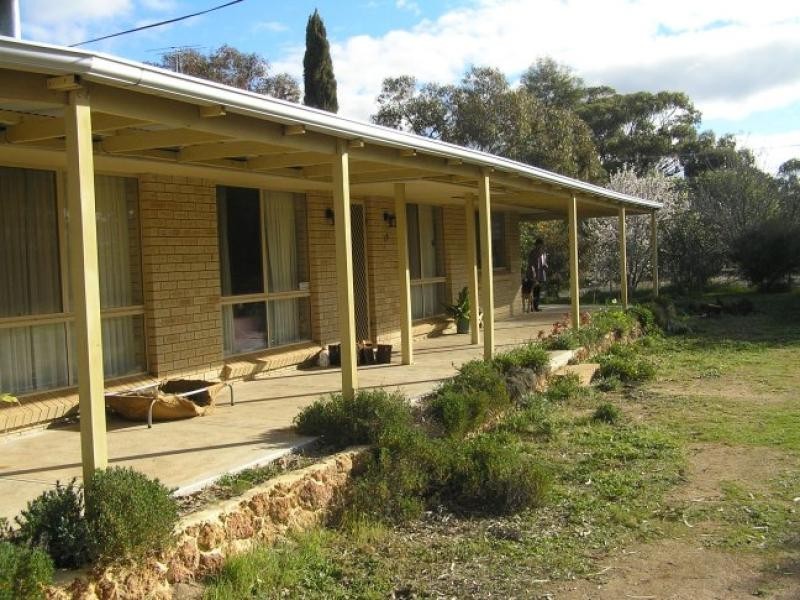19 Bland Road, York WA 6302