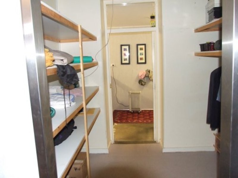 27 South Street, York WA 6302