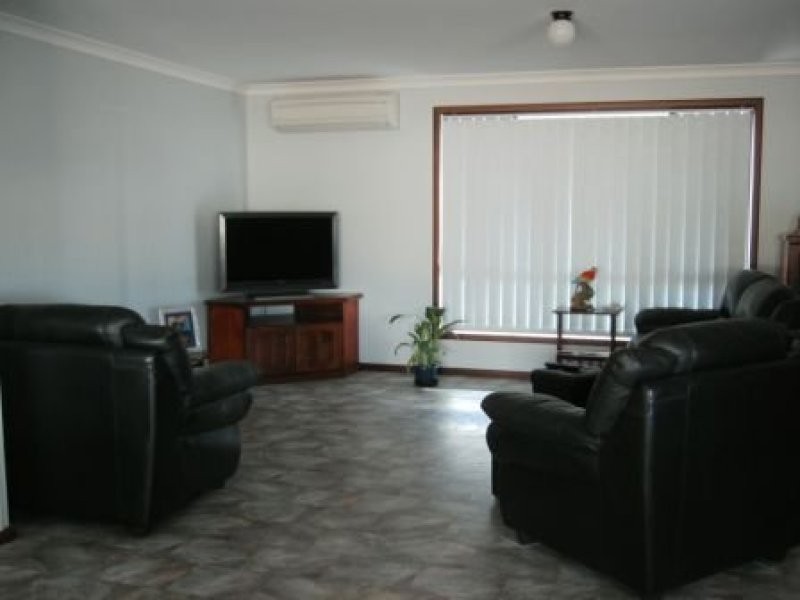 10 Lukin street, Beverley WA 6304