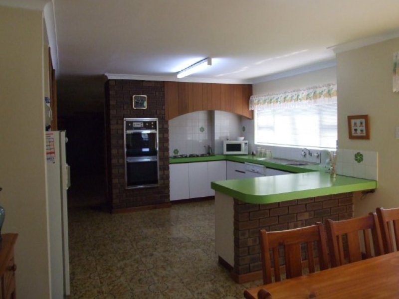 2 Scott Street, York WA 6302