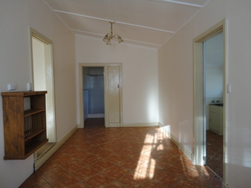 15 Smith Street, Beverley WA 6304