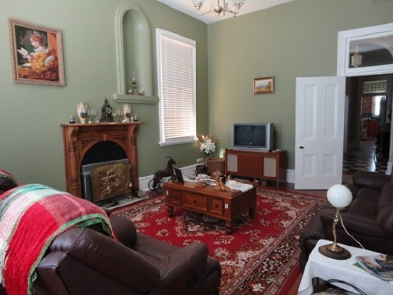 96 Lukin Street, Beverley WA 6304