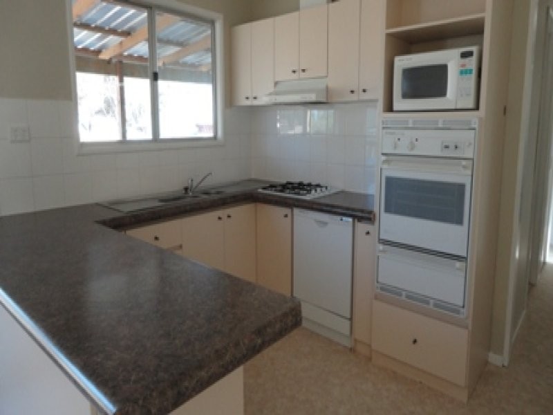 80 Hunt Road, Beverley WA 6304