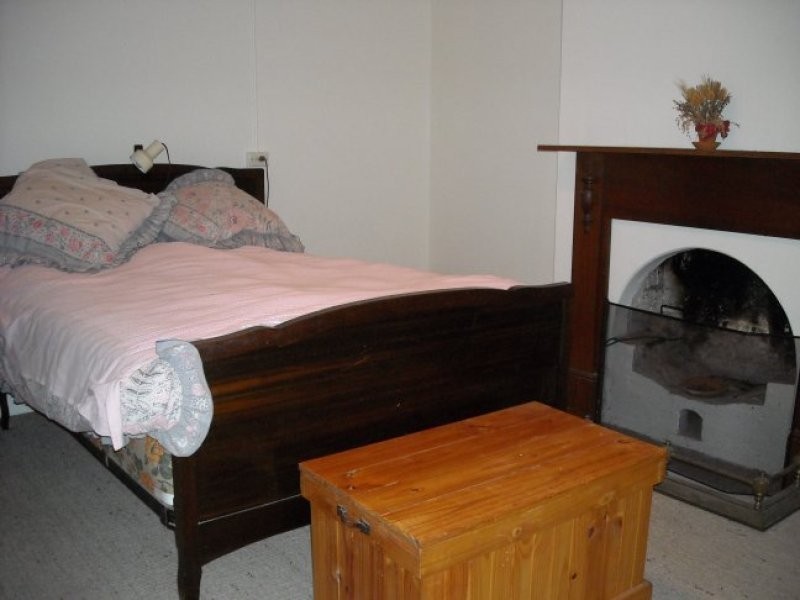 17 Brockman Street, Beverley WA 6304