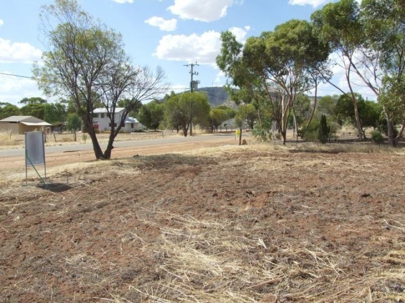 122 Newcastle Street, York WA 6302