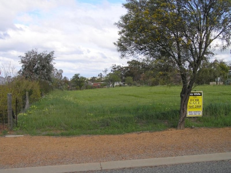 53 Henry Road, York WA 6302