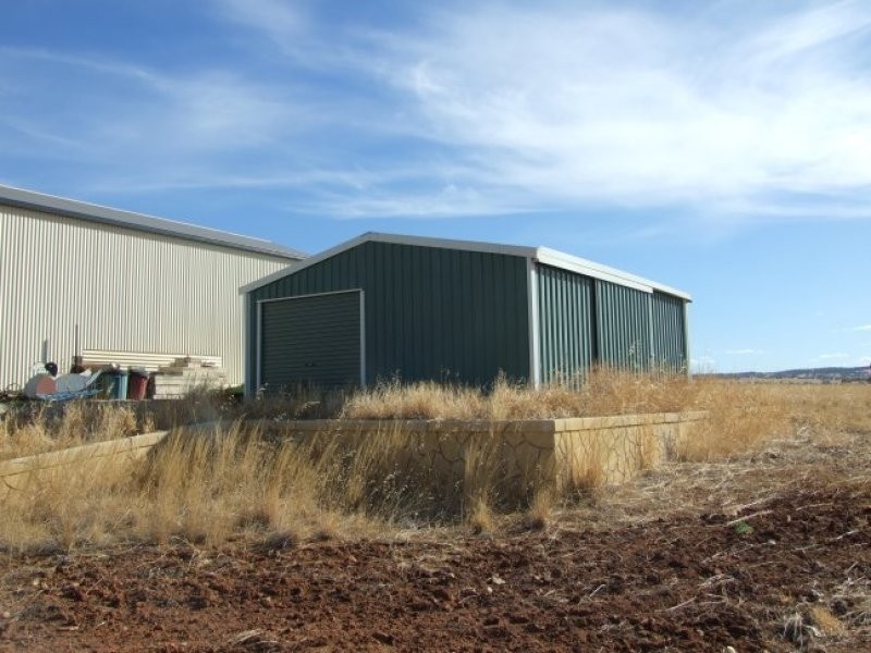 38 Langford Road, York WA 6302