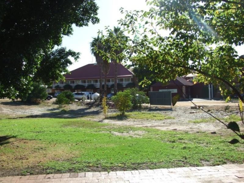 16 South Street, York WA 6302