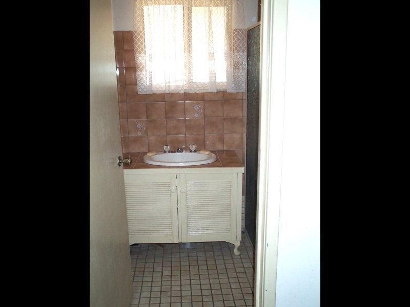 5 Thomson Street, York WA 6302