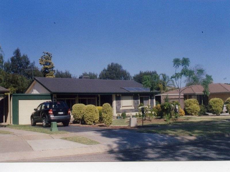 140 McKenzie Rd, Elizabeth Downs SA 5113