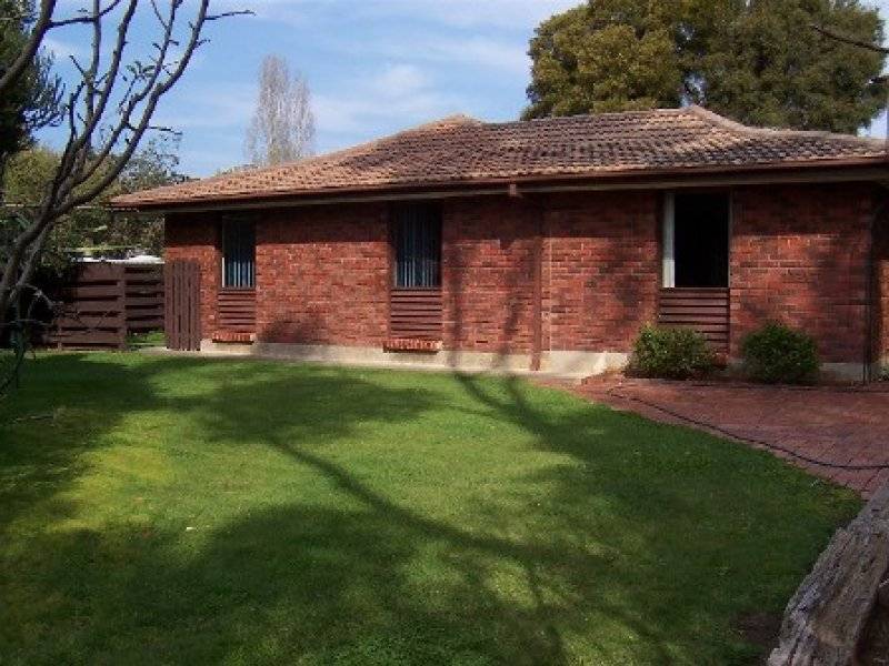 27 English Street, Hahndorf SA 5245