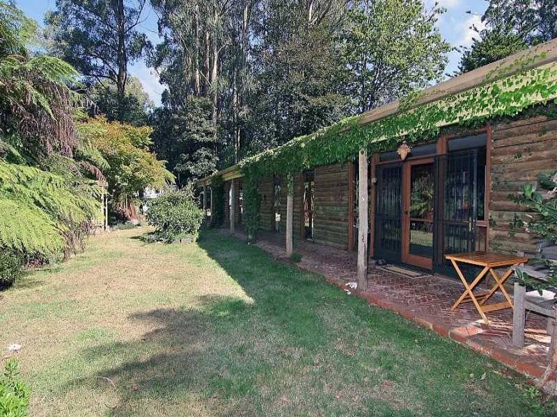 42 Olinda Crescent, Olinda VIC 3788