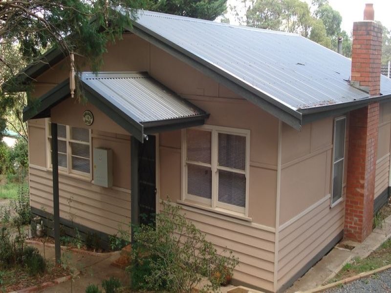 1A Catherine Way, Tecoma VIC 3160