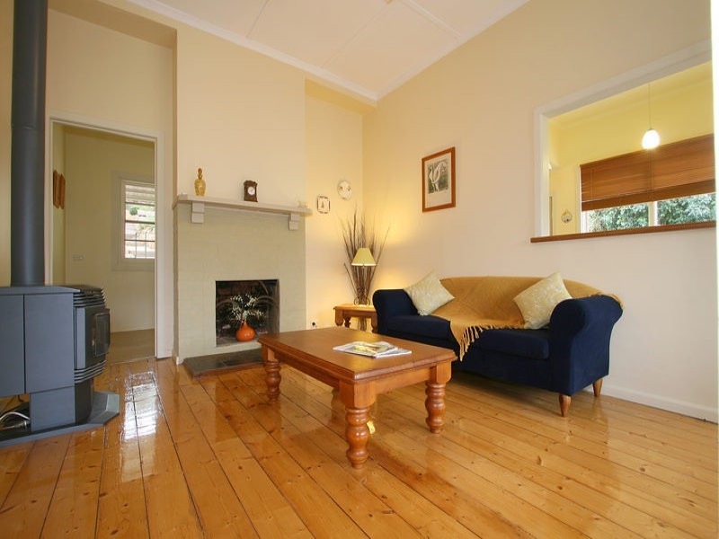 60 Belmont Avenue, Upwey VIC 3158