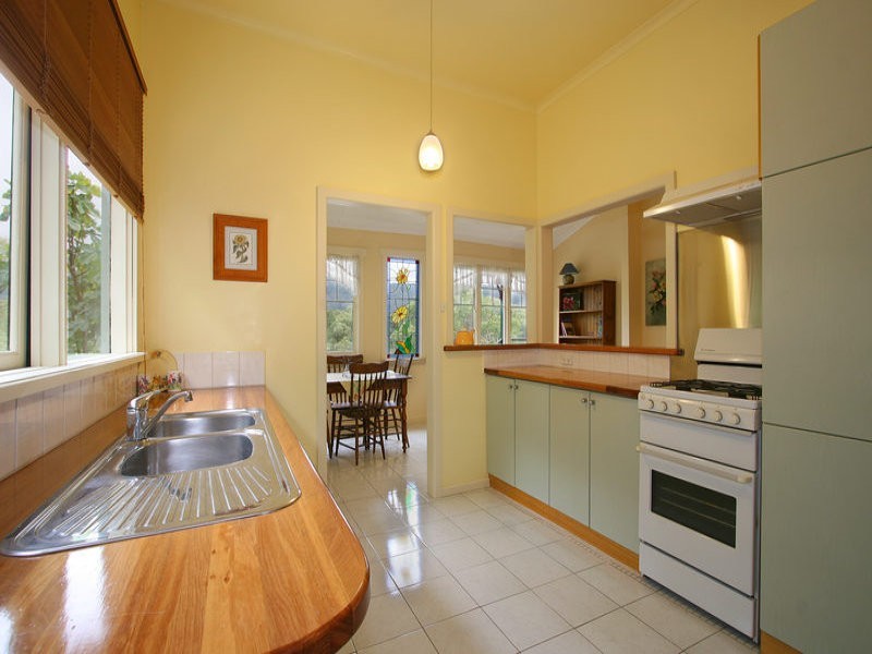 60 Belmont Avenue, Upwey VIC 3158