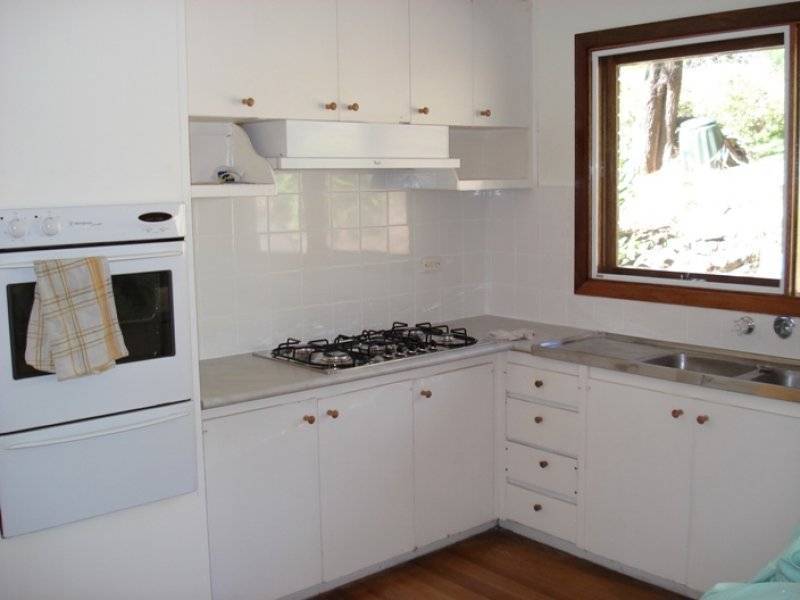 2 Glen Road, Belgrave Heights VIC 3160