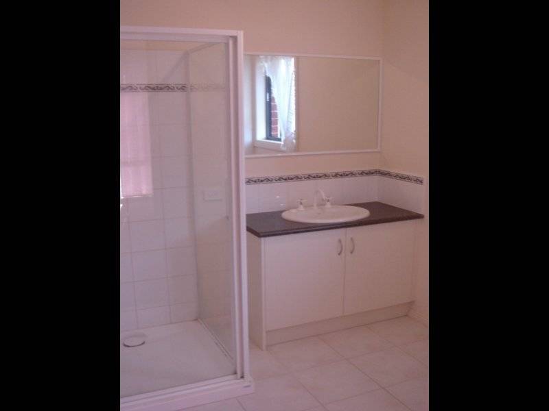 18 Storey Drive, Pakenham VIC 3810