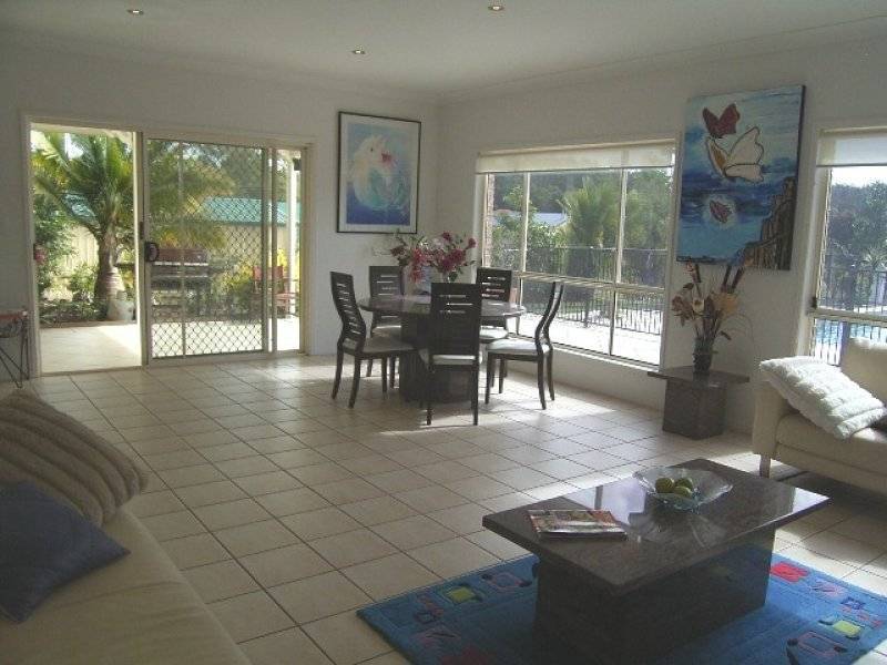 2 Coolibah Court, Mooloolah Valley QLD 4553