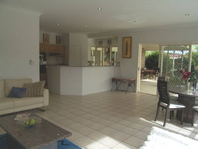 2 Coolibah Court, Mooloolah Valley QLD 4553