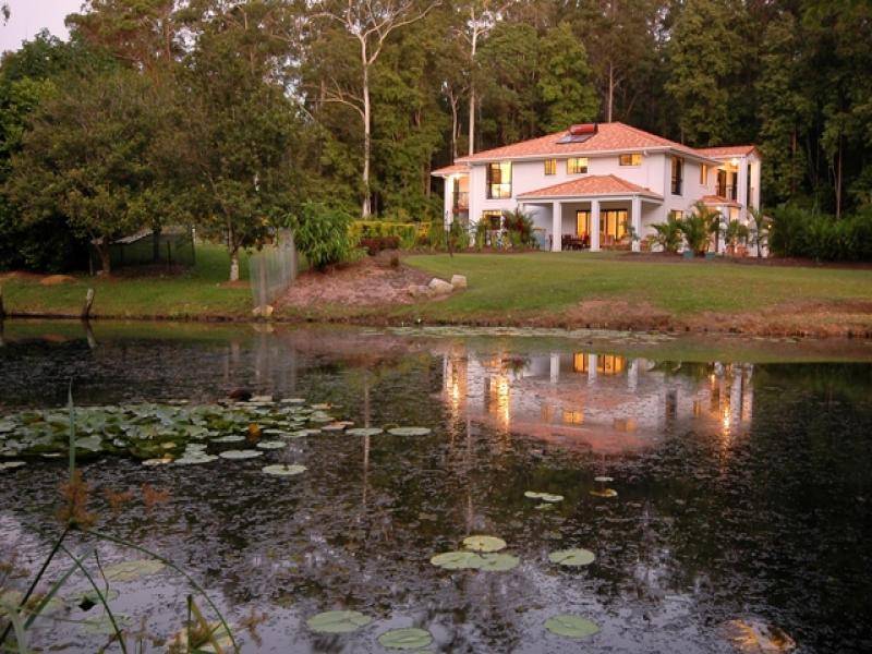 6 Sawreys Road, Forest Glen QLD 4556