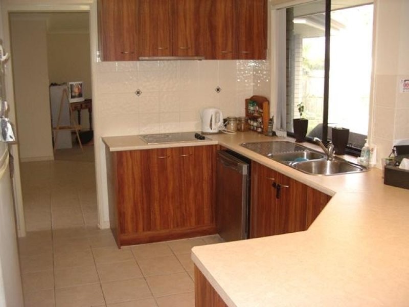 18 Baltimore Place, Kuluin QLD 4558