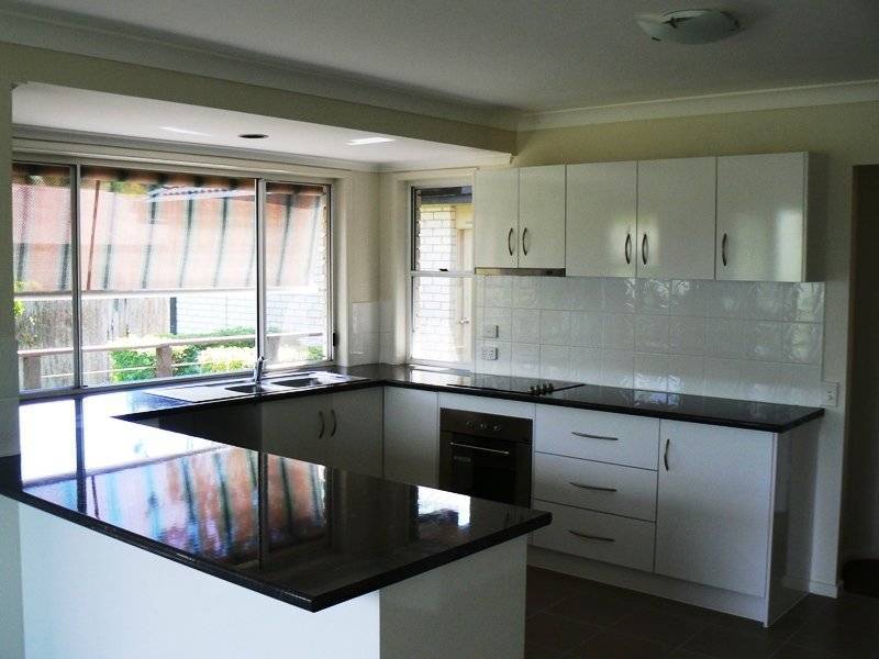 85 Karawatha Drive, Mountain Creek QLD 4557