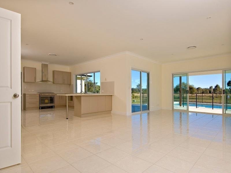 22 Evergreen Drive, Glenview QLD 4553