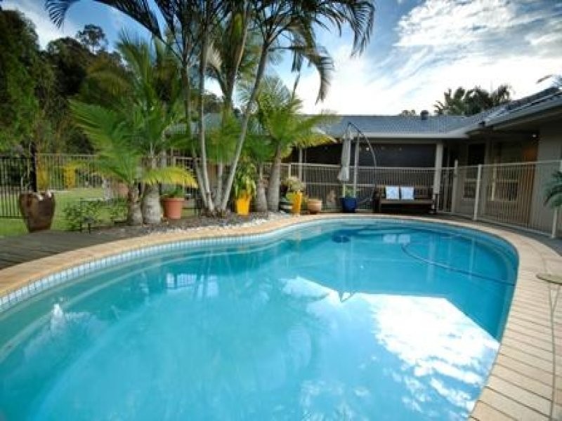 6 Araluen Close, Mountain Creek QLD 4557