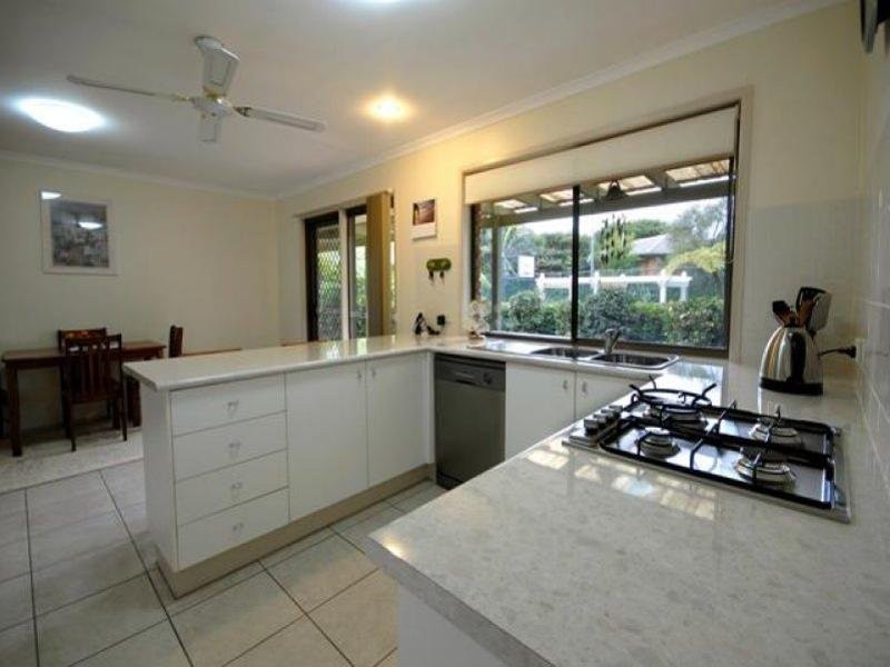 10 Scenic Avenue, Buderim QLD 4556