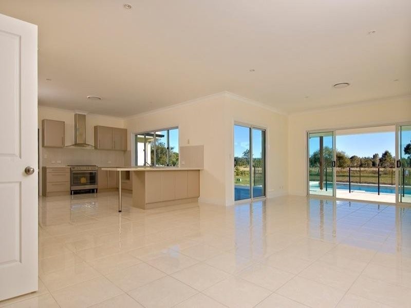 22 Evergreen Drive, Glenview QLD 4553