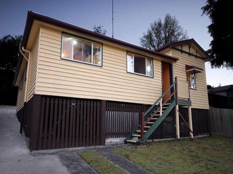 21 Arundell Avenue, Nambour QLD 4560