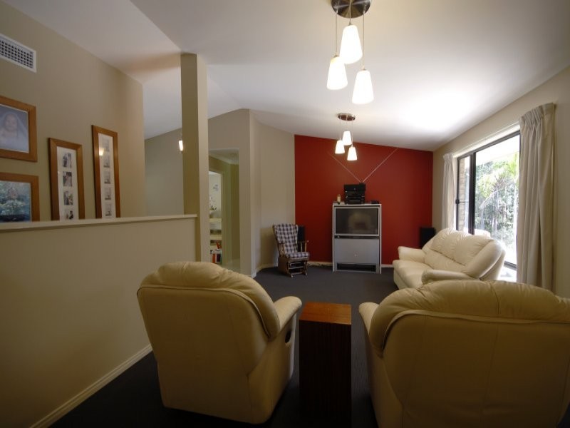 25 Rutherglen Drive, Buderim QLD 4556