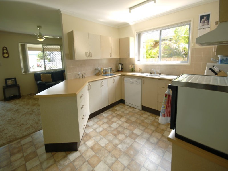 36 Broadsea Avenue, Maroochydore QLD 4558