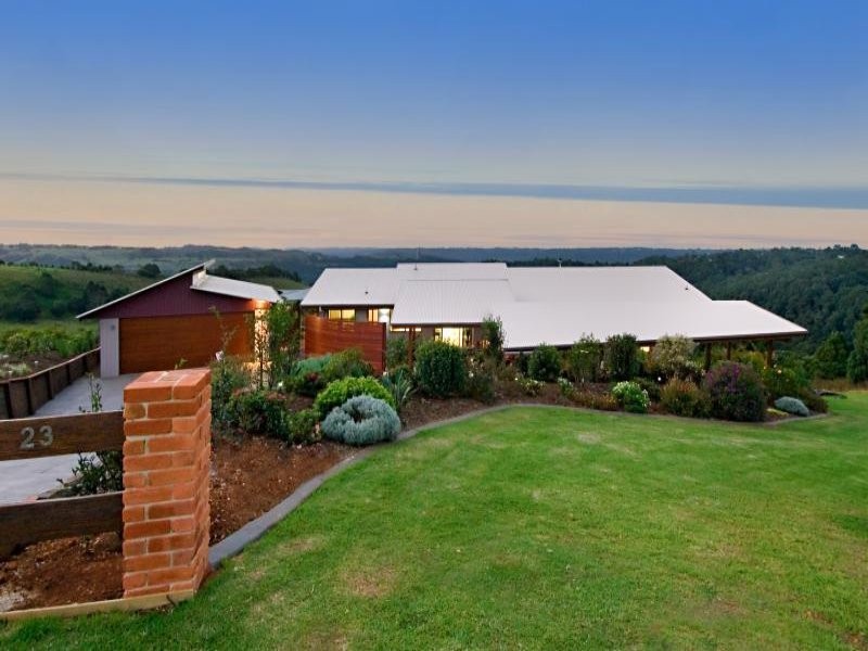 23 Curlew Court, Maleny QLD 4552