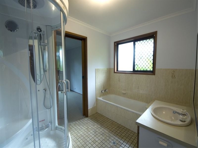 4 Emperor Avenue, Maroochydore QLD 4558