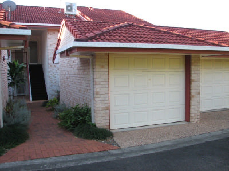 25/10 PRICE LANE "WHISPERING SPRINGS", Buderim QLD 4556