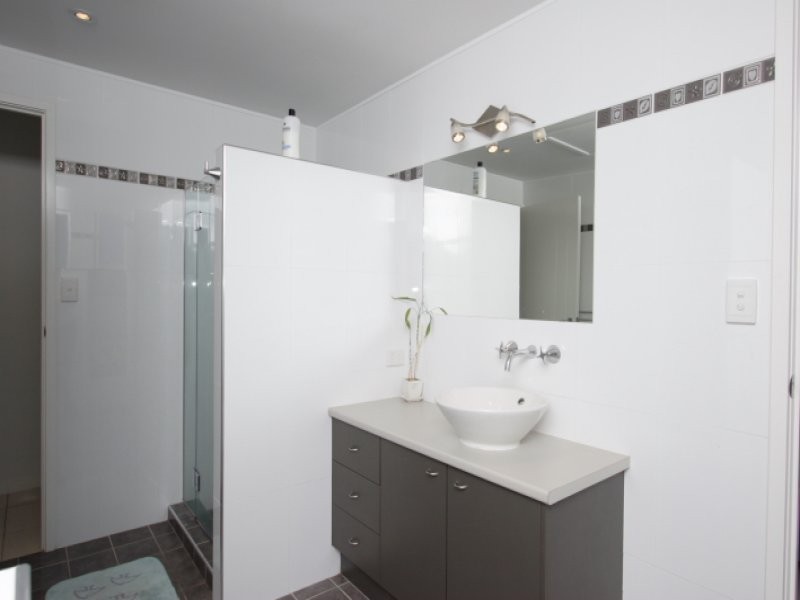 10 Village Place, Buderim QLD 4556