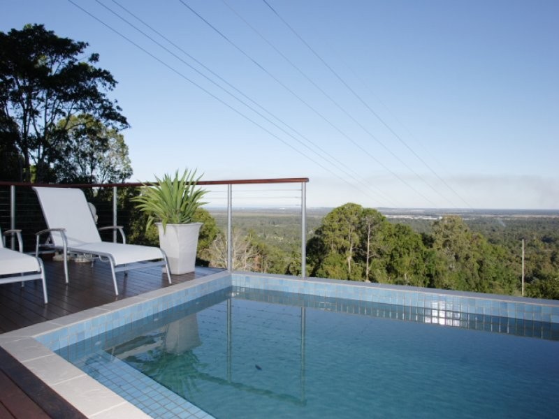 10 Village Place, Buderim QLD 4556