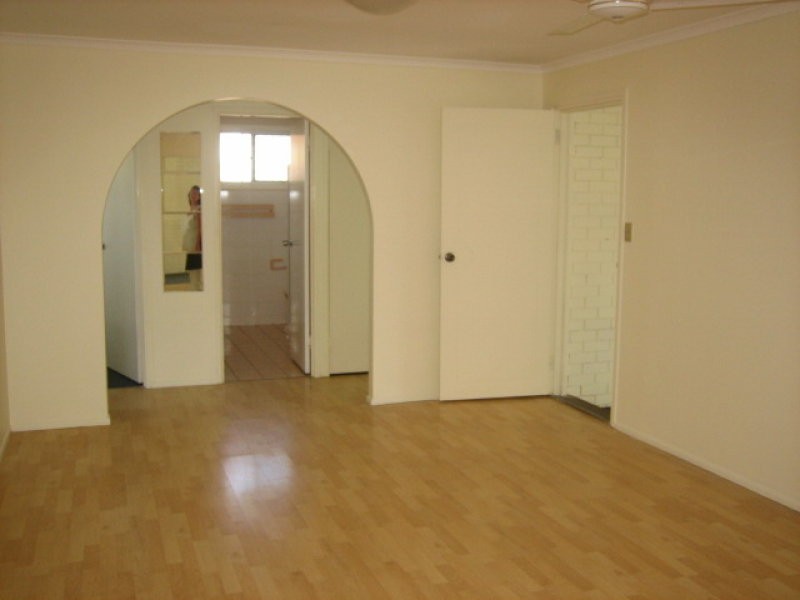 161 Nicklin Way, Warana QLD 4575