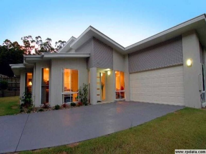 8 Hillview Drive, Buderim QLD 4556