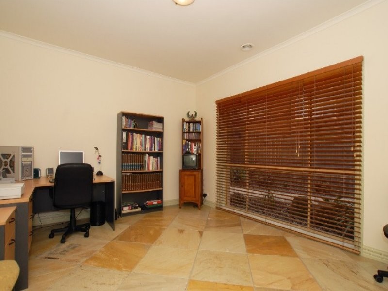 26 Hilledge Lane, Mooroolbark VIC 3138