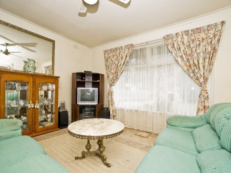 10 Kinta Court, Croydon North VIC 3136