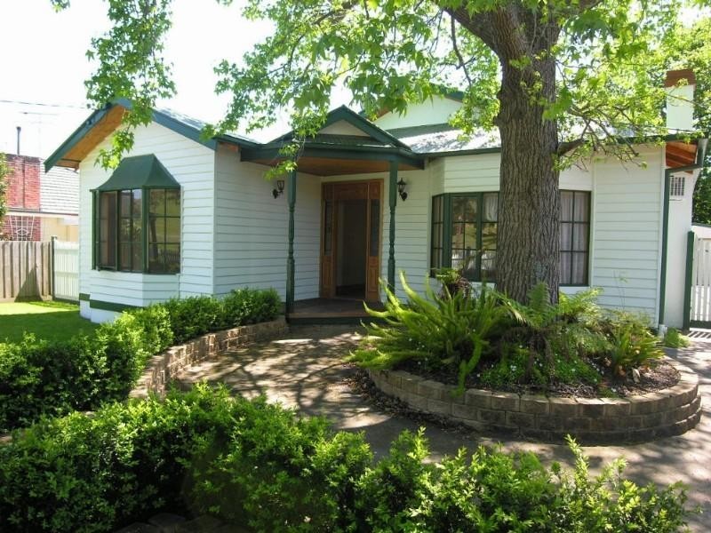 39 Thomas Road, Healesville VIC 3777